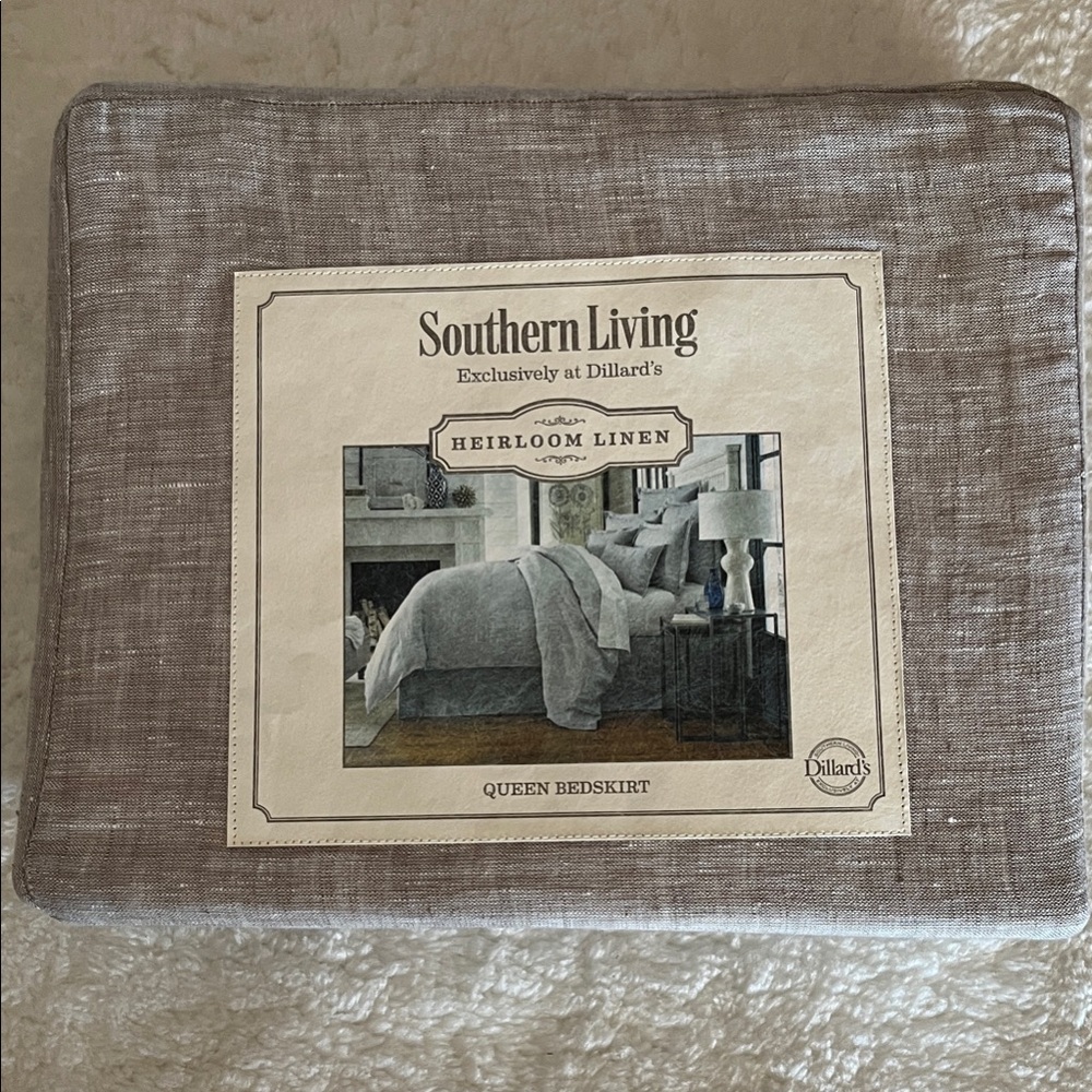 Southern Living Heirloom Linen Queen Bedskirt in Grey